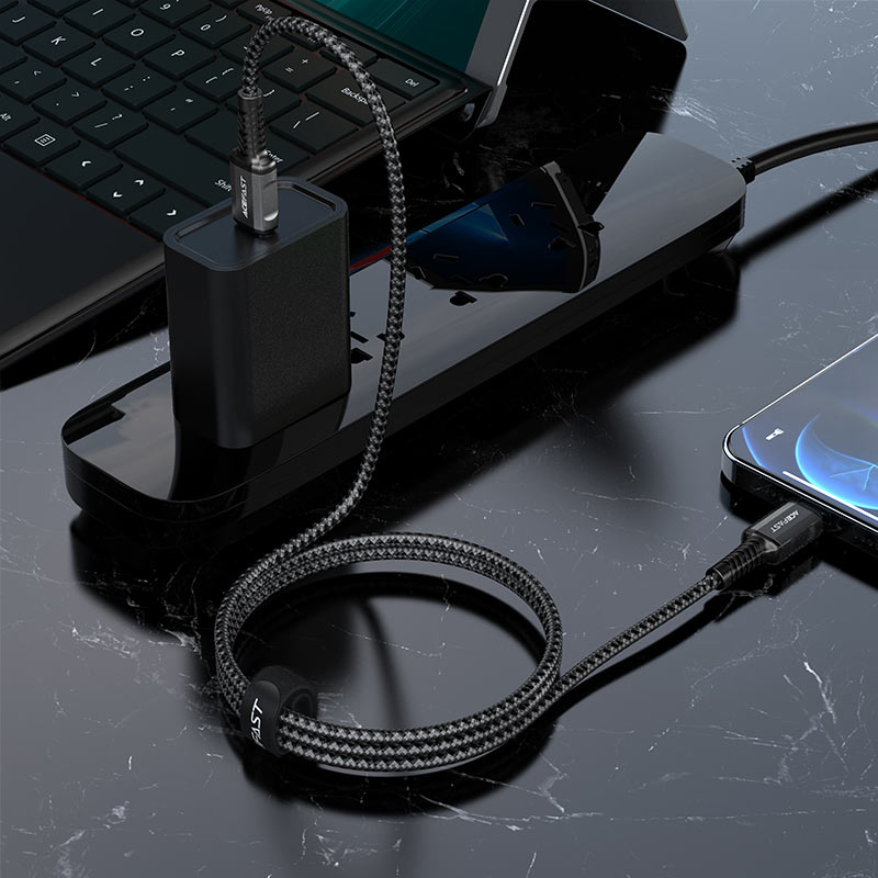 ACEGFAST Charging data cable C1-01 USB-C to Lightning